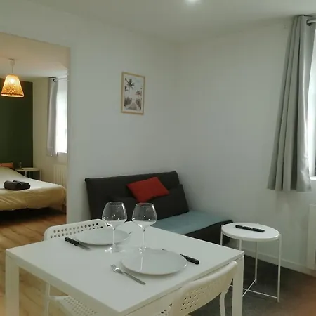 Apartment T2 - Centre - 003 *